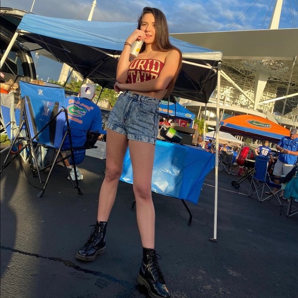 American Apparel Acid Wash High Waisted Shorts Size 00 - Picture 2 of 3